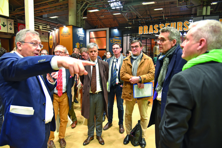 Présentation de l'Odysée du végétal par le président de l'Association générale des producteurs de blé et autres céréales, Éric Thirouin.