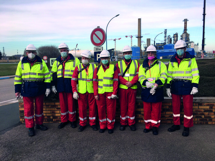 Le 9 mars au Havre (Seine-Maritime), le bureau de la FNSEA Grand Bassin parisien a visité l'usine Yara.