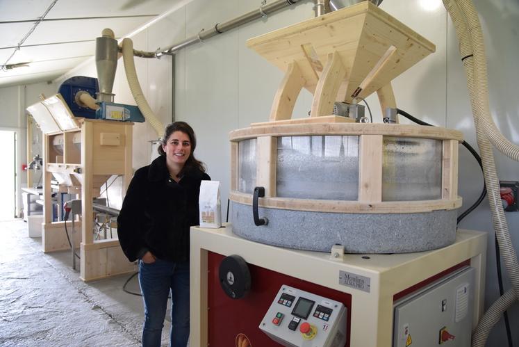 Dans un ancien poulailler de la Bergerie nationale, Magali Rocheteau a créé le Moulin de Rambouillet.