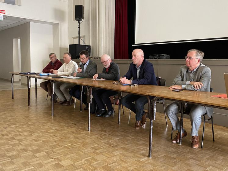 Vendredi 25 mars, à Courville-sur-Eure. Jean-Pierre Hamet fait le point sur l'année écoulée et l'organisation du comice qui se tiendra les 25 et 26 juin prochain. 