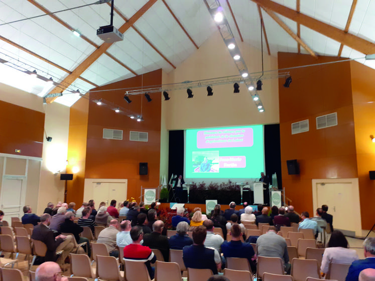 La FNSEA du Loiret a organisé son assemblée générale au Gidéum de Gidy, jeudi 24 mars.