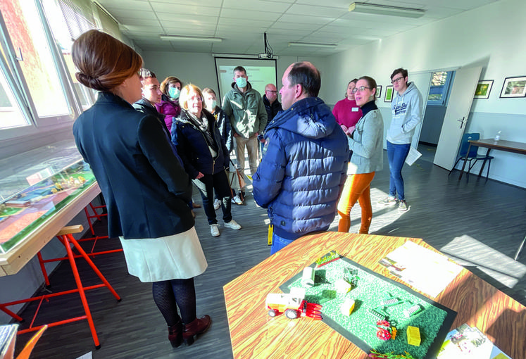 Samedi 2 avril, à Sours. De nombreuses familles se sont rendues à l'Eplefpa de Chartres-La Saussaye pour découvrir les formations proposées.