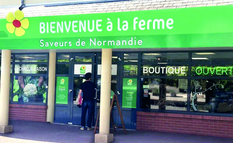 Une visite de la boutique Bienvenue à la ferme ouverte en Normandie est organisée le 3 mai.