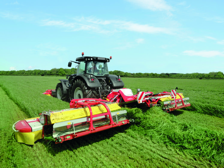 Les ETA ou les usines de déshydratation de luzerne, par exemple, optent quasi exclusivement pour les ­combinaisons de fauche.