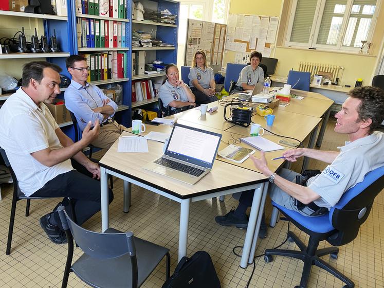 Chenoise, jeudi 19 mai. Les responsables de la FDSEA 77 ont rencontré ceux de l'OFB (Office français de la biodiversité).