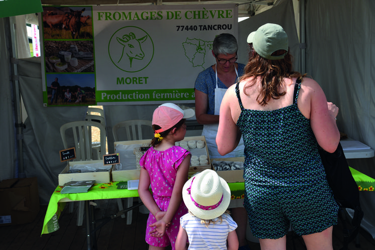 Les fromages de chèvre Moret proposaient leur gamme de produits caprins.