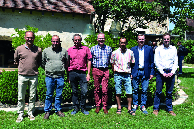 À Verdelot (Seine-et-Marne), mercredi 15 juin. Un nouveau conseil d’administration s’est mis en place lors de cette assemblée générale élective.