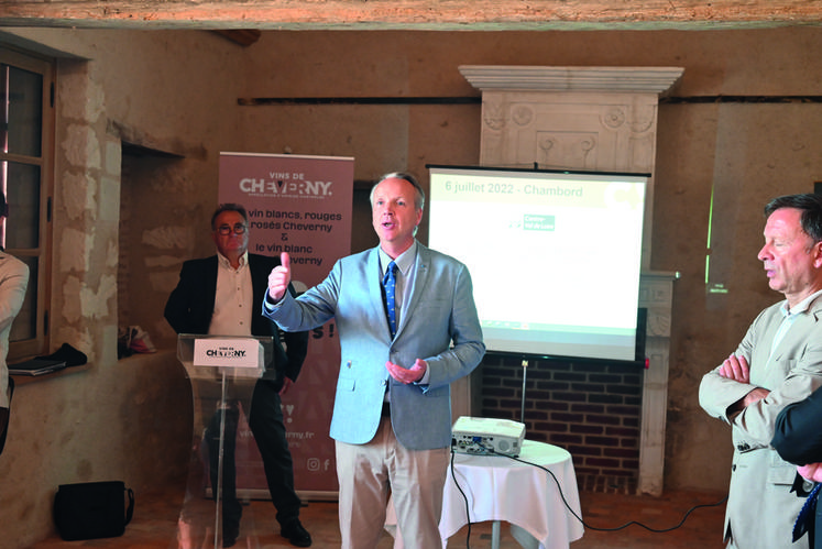 Jean D'Haussonville, directeur général du Domaine de Chambord, a présenté la Ferme de l'Ormetrou et le passé viticole de Chambord.