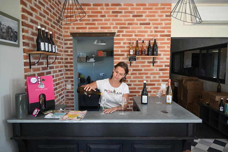 Des dégustations se font à la boutique du domaine Divin Loire afin de pouvoir goûter les différentes gammes issues du vignoble. 