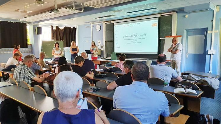 À Alfort (Val-de-Marne) le 4 juillet, lors du séminaire dédié au maillage vétérinaire en Île-de-France organisé par la chambre d'Agriculture.