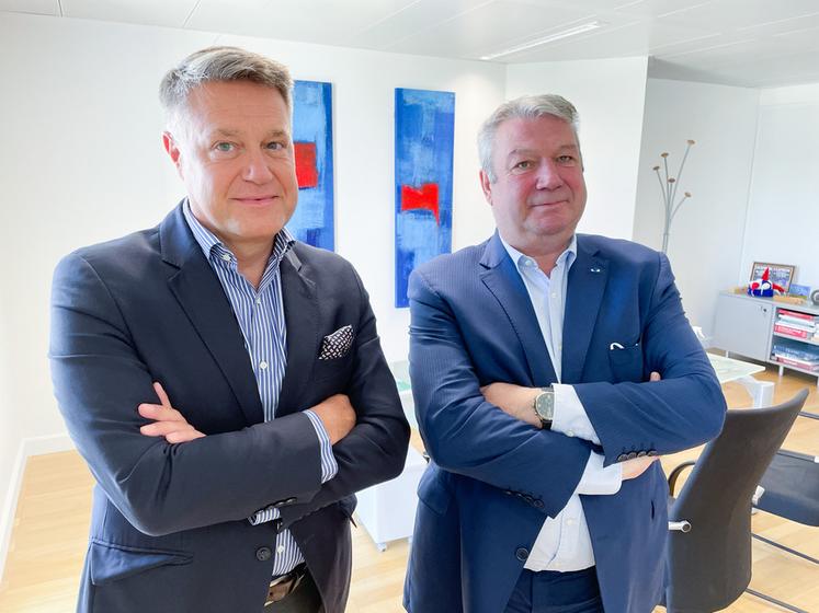 Le 8 juillet, à Chartres. Dominique Lefebvre et Jérôme Hombourger, président et directeur général du Crédit agricole Val de France, ont fait un tour d'horizon de la situation de la banque régionale.