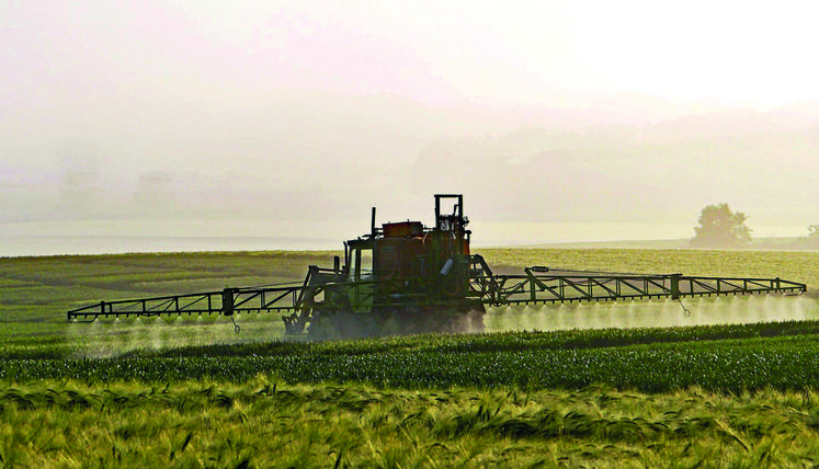  Les mesures inscrites dans la charte d’engagement sont applicables pour tout utilisateur agricole de produits phytosanitaires à proximité du public visé.