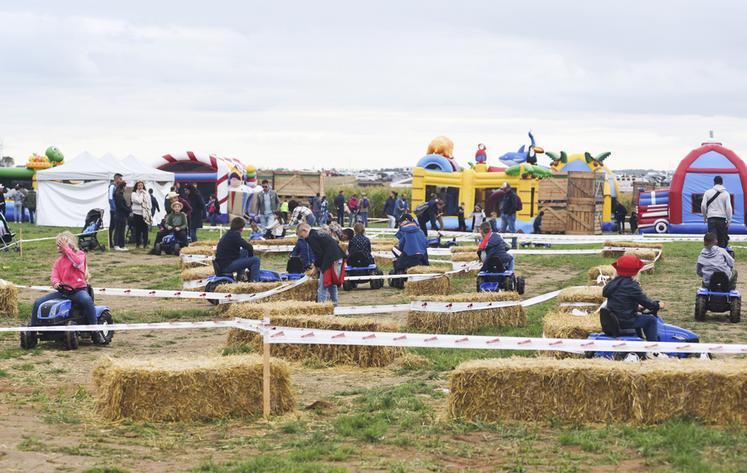 Les organisateurs ont laissé une belle place aux enfants qui ont pu profiter d'un espace réservé.