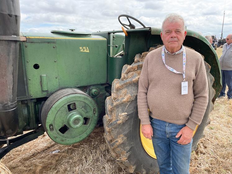 Venu avec quatre de ses tracteurs anciens, le président des Amis du Compa, William Belhomme, a beaucoup communiqué sur la réouverture du musée.