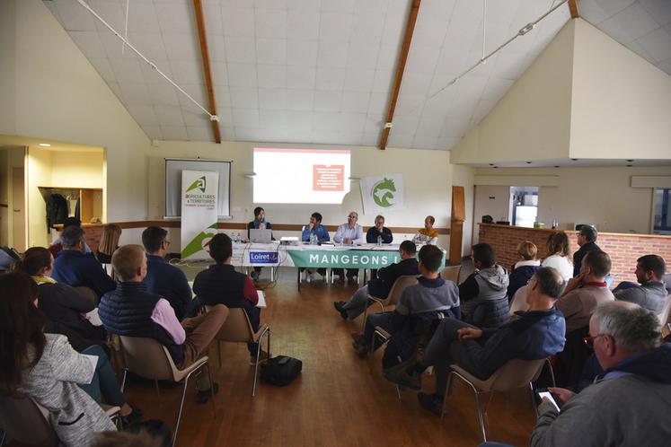 Organisée fin septembre, dans la salle des fêtes de Presnoy, l'assemblée générale de l'Adal a réuni aviculteurs et organismes en lien avec la filière.