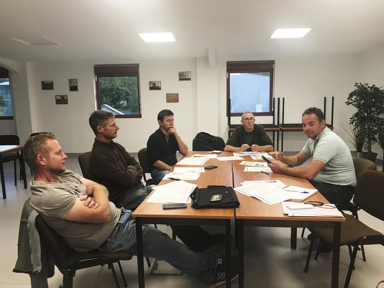 À Étampes (Essonne), le 6 octobre lors du conseil d'administration de rentrée du syndicat Beauce-Gâtinais.