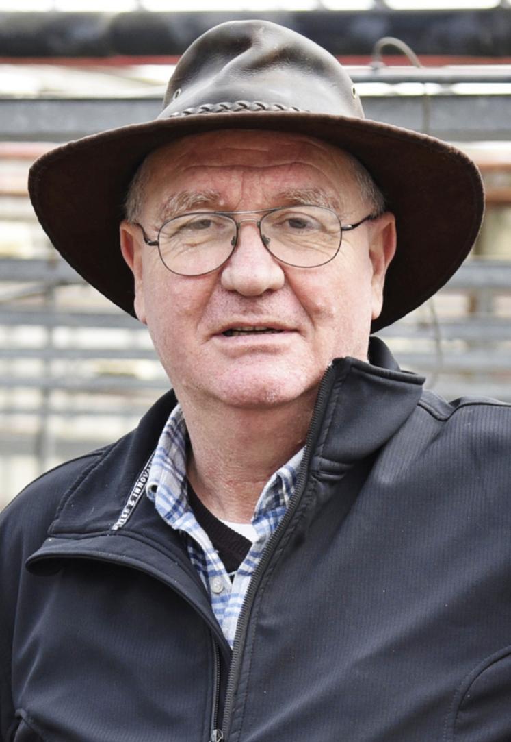 Francis Coudène préside l'Union horticole francilienne.