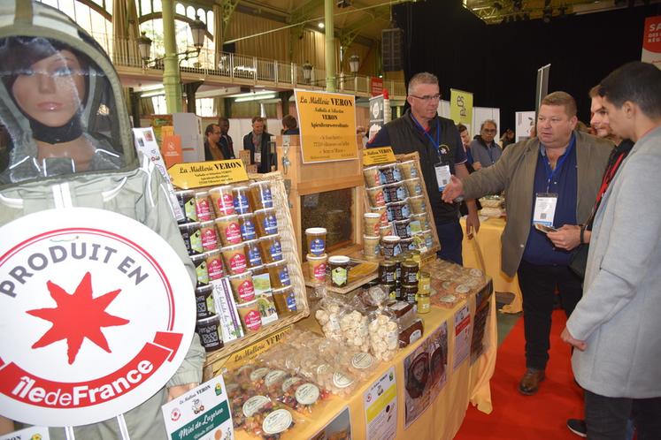 Hervé Véron et ses miels.