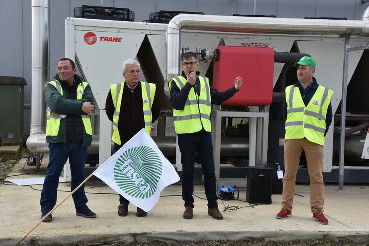 De g. à d.	: Patrick Langlois, Jean-Marie Fortin, Pierre Coisnon et Sébastien Méry. Tous ont pris la parole pour évoquer le choc énergétique et son impact sur les filières agricoles et alimentaires.