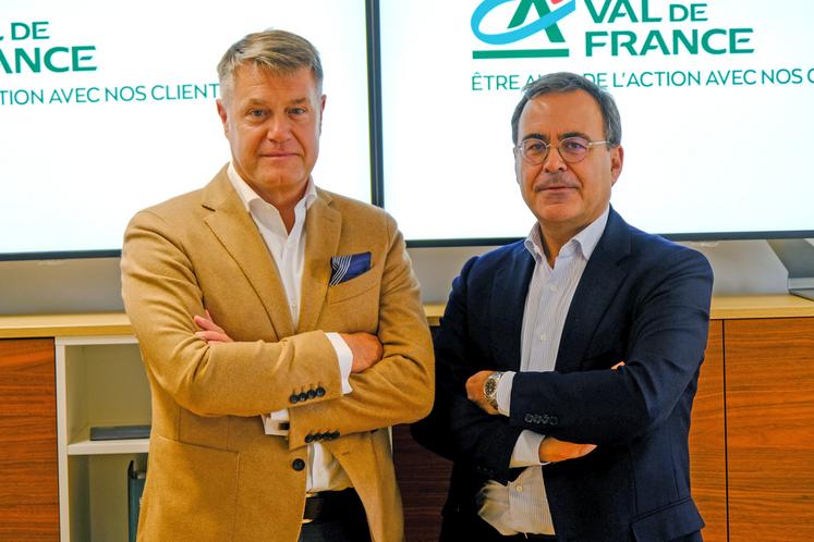 Le 21 octobre à Chartres. Jerôme Hombourger, directeur général du Crédit Agricole Val de France et son adjoint Yannick Mouillet, ont fait le point.