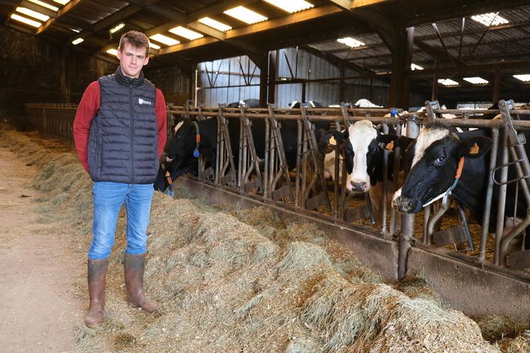 Pour Aurélien Cousin, 22 ans, pouvoir se libérer du temps pour travailler sur l’aspect technico-économique de son exploitation est une grande source de motivation.