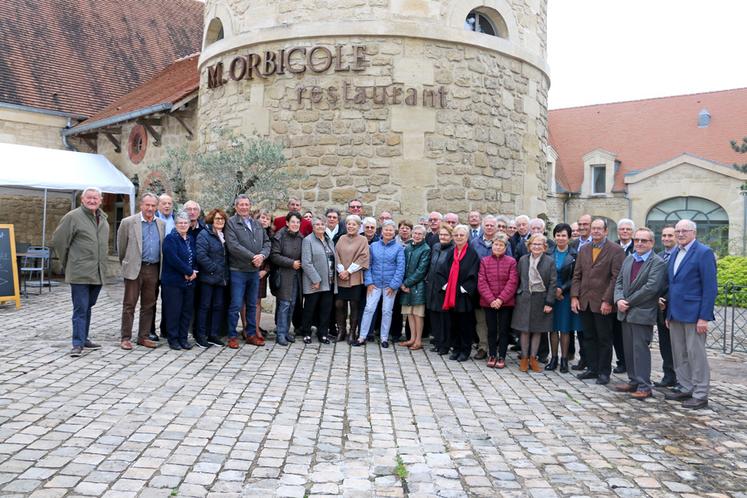 Le 16 novembre à Neuville-sur-Oise (Val-d'Oise), à l'issue de l'assemblée générale de la Section des anciens exploitants.