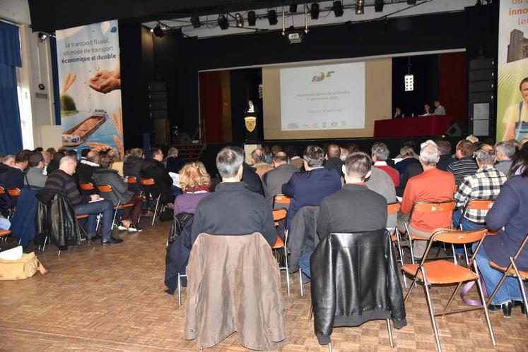 Le 6 décembre à Etampes (Essonne) lors de l'assemblée générale de la coopérative Île-de-France sud.