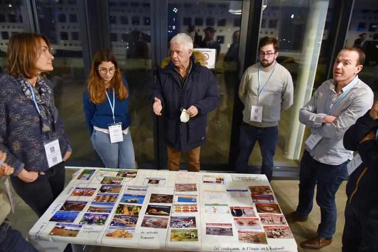 Lab'O Orléans, le 8 décembre	: de nombreux chefs d'entreprise étaient réunis afin d'élaborer des fresques de la biodiversité.