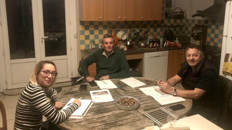 Aux Alluets-le-Roi (Yvelines), le 22 novembre, lors du bureau de Maule.