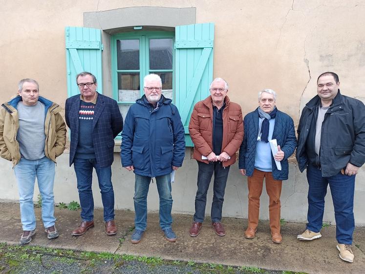 Vendredi 20 janvier, à Châtillon-Coligny. Les élus de la FNSEA 45 et de la communauté de communes Canaux et forêts en Gâtinais réunis pour créer des liens entre les deux structures et renforcer leurs synergies.