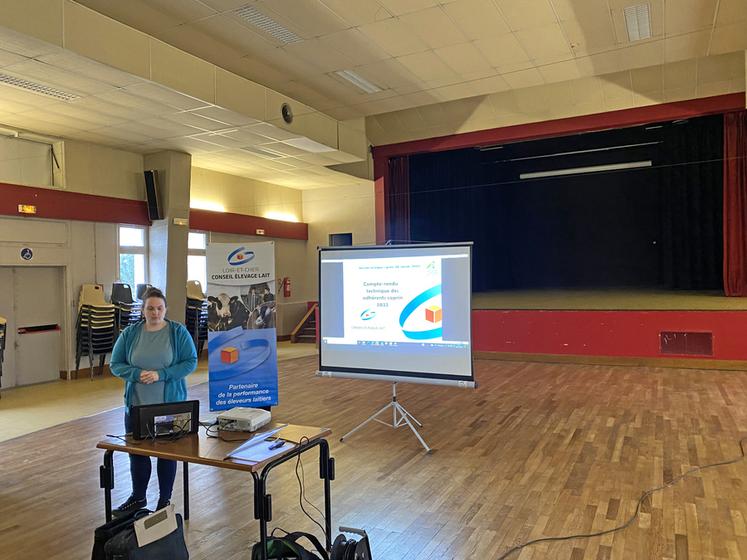 Jeudi 26 janvier, à Selles-sur-Cher. Seize éleveurs caprins ont participé à la journée caprine organisée par le Conseil élevage lait, en collaboration avec le pôle élevage de la chambre d'Agriculture de Loir-et-Cher.