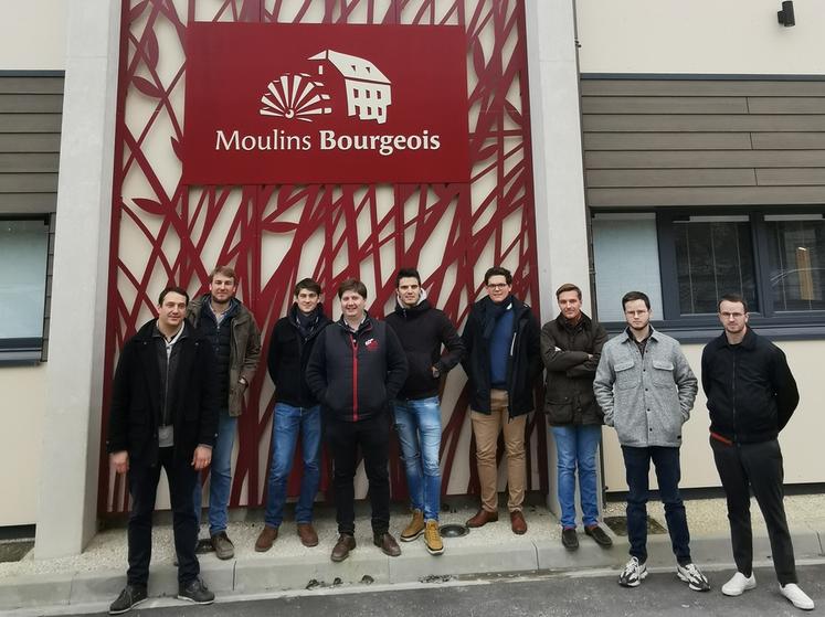 Verdelot, mardi 24 janvier. Les Jeunes agriculteurs du canton de Brie-Mormant-Nangis ont visité les Moulins Bourgeois avant de se retrouver au restaurant.