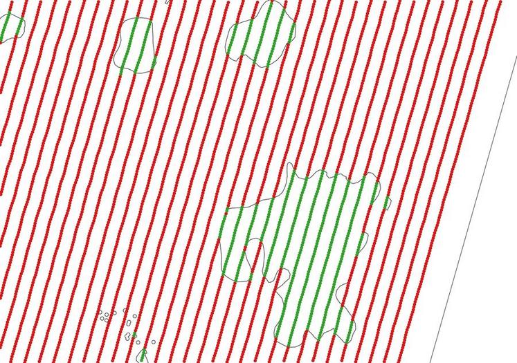 Les cartes avec les zones vertes « à traiter » et rouges « ne pas traiter » sont intégrées dans la console du pulvérisateur pour une application en différé.