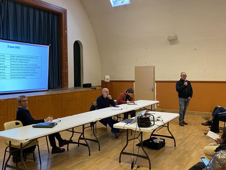 Jeudi 2 février, à Marchenoir. L'assemblée générale de la Fnams Centre s'est déroulée en présence d'une quarantaine d'agriculteurs multiplicateurs de semences. 
