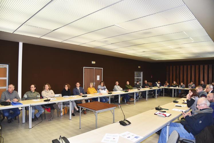 Le Mée-sur-Seine, mardi 13 décembre. AS 77 présente la conjoncture économique des exploitations adhérentes.