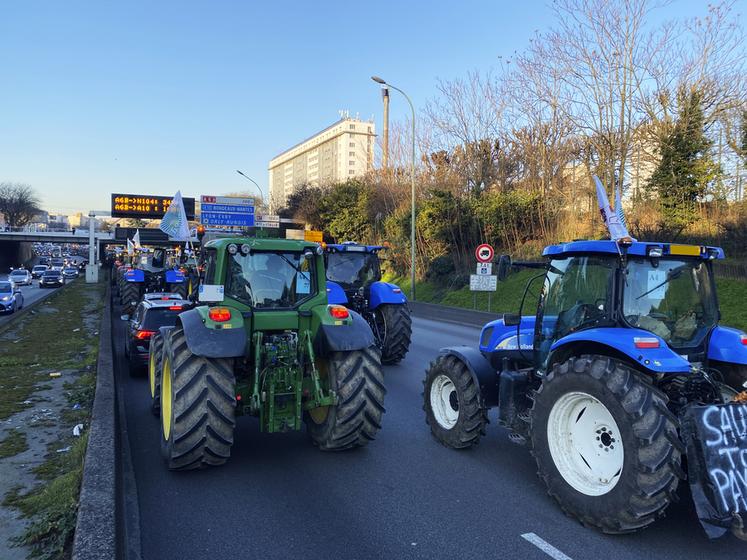 Le jour s'est levé et le périphérique est à l'approche.