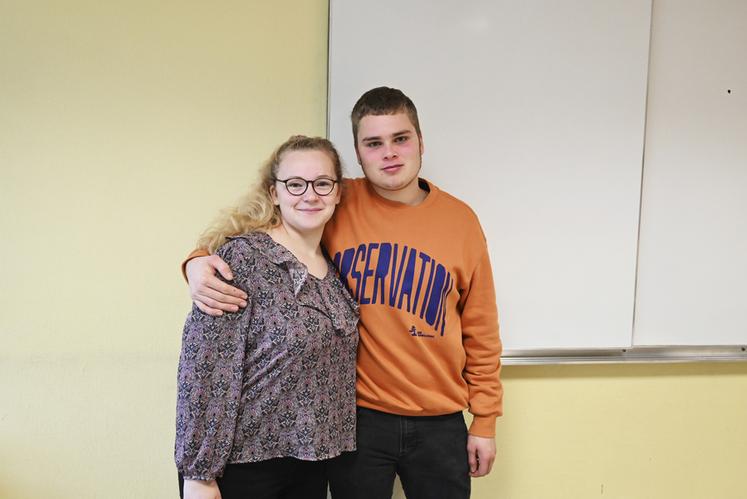 Amandine Grouas et David Coers, tous les deux étudiants au lycée agricole de Vendôme en BTS production animale, vont participer aux Ovinpiades à Paris au Salon international de l'agriculture le 25 février. 