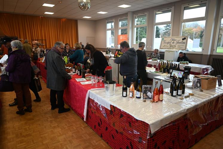 Les salons des vins démarrent bien en 2023 avec une clientèle bien présente lors des salons. 