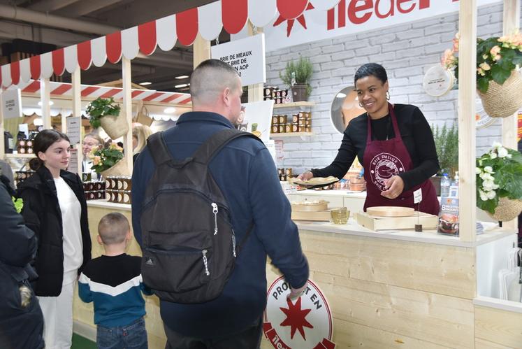 Lors de l'inauguration, l'avenir des AOP Brie de Meaux et Brie de Melun, impactées par l'arrêt des néonicotinoïdes, a été au centre des préoccupations.