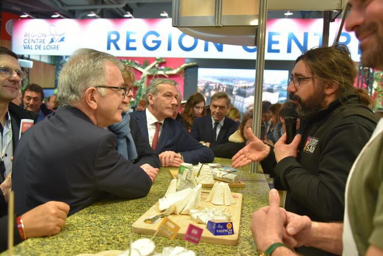 Que serait la gastronomie régionale sans ses fromages ? Les cinq AOP caprines de la région étaient présentées : Selles-sur-Cher, Sainte-Maure-de-Touraine, Pouligny-Saint-Pierre, Crottin de Chavignol et Valençay.