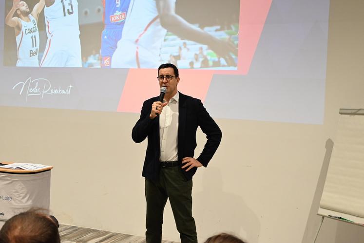 Nicolas Raimbault, ancien joueur de l'ADA Blois, a animé une conférence sur le « mindset* gagnant ».