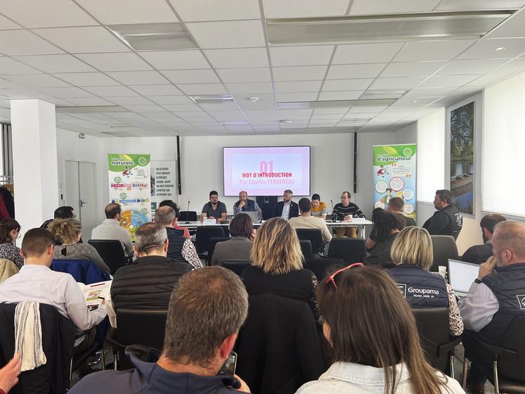 Vendredi 31 mars, à Tours (Indre-et-Loire). Lors de l'AG, les adhérents ont dressé le bilan des actions 2022 et présenté la feuille de route 2023 pour JA CVL.