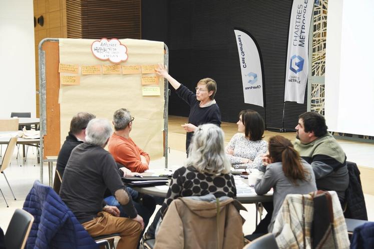 Le 5 avril, à Chartres. Citoyens et professionnels ont planché sur les objectifs du Projet alimentaire de territoire de Chartres Métropole.