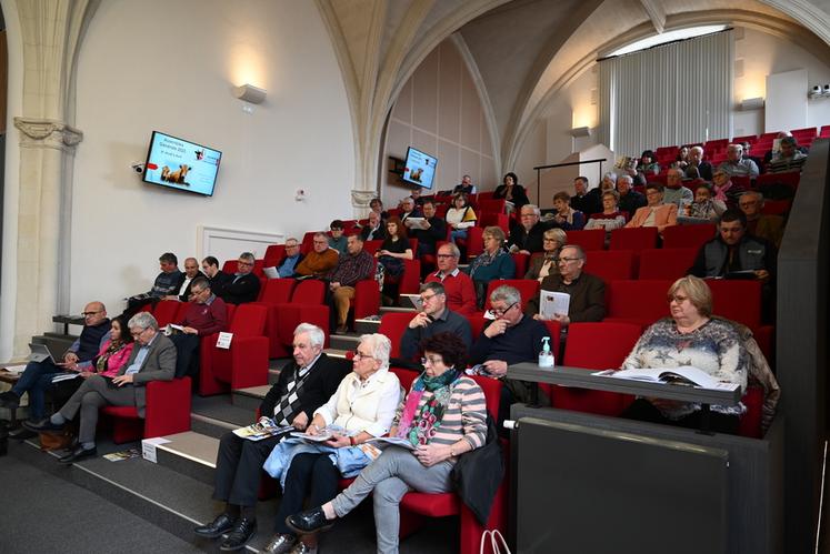 Jeudi 6 avril, à Blois. Adhérents, partenaires et représentants du monde agricole sont réunis pour l’assemblée générale de la SDA 41.