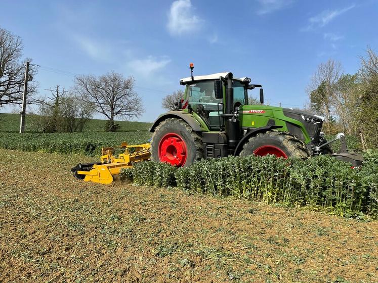 Les fraises rotatives s’utilisent à 4 ou 6 km/h selon la qualité du travail souhaité.