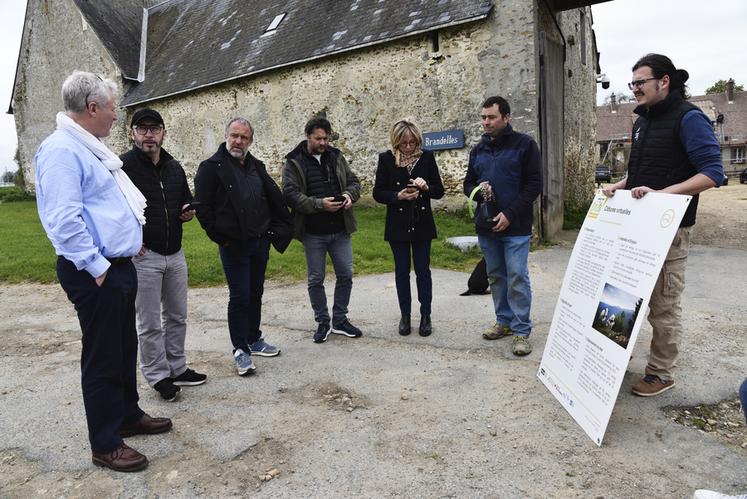 Mercredi 26 avril, à Saint-Martin-de-Bréthencourt (Yvelines). La chambre d’Agriculture de région Île-de-France a reçu une délégation des chambres d'Agriculture de Haute-Corse et de Corse-du-Sud.