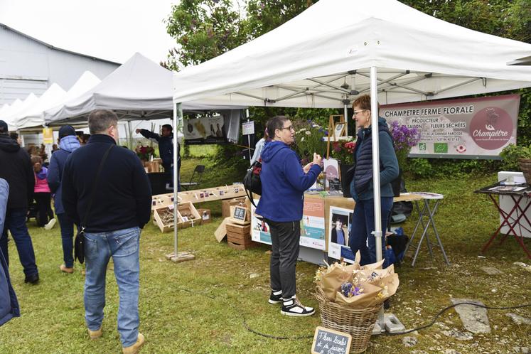 Marché de proximité à l'arrivée.