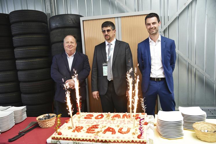 Réau, mercredi 5 juillet. Sébastien Charle, directeur du centre Centaure d'Île-de-France sud, entouré de François Delaisse, président de Centaure Île-de-France et Pierre Faure-Geors, directeur régional APRR.