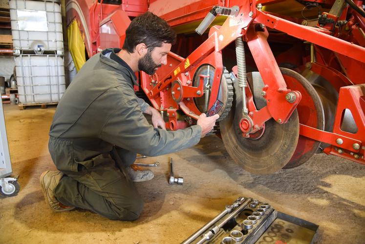 L'application UpKipp, développée par Charles-Édouard Lhopiteau, permet d'archiver une photo de la pièce qui a fait l'objet d'une intervention.