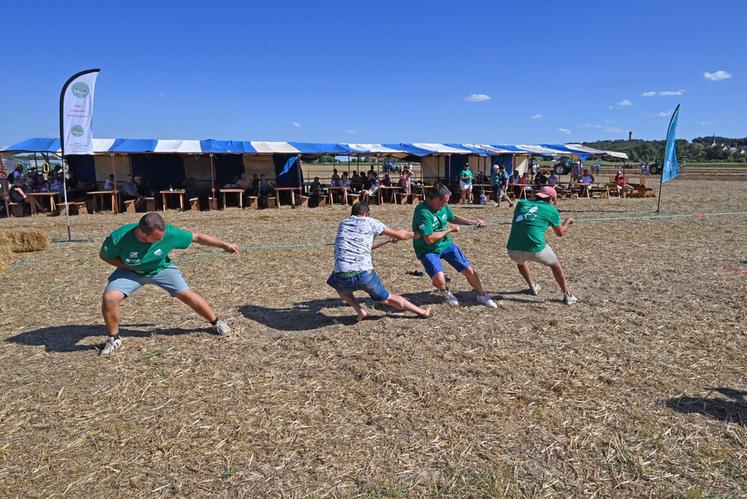Les membres du syndicat Jeunes agriculteurs de Loir-et-Cher se sont affrontés lors des jeux inter-JA.